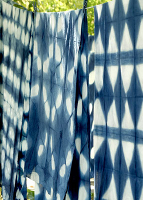 blockprint-and-natural-indigo-dyeing-workshop-at-maasa-retreat-and-resort north-india-cultural-blockprint-retreat-rishikesh-shivpuri