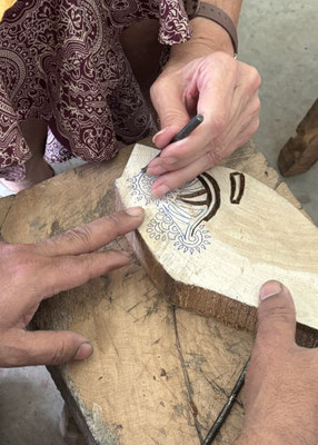 blockprint-carving-workshop-in-rishikesh-shivpuri-using-traditional-hand-carving-techniques Learn traditional wood carving techniques and create your own printing block. Experience the craftsmanship behind handmade textile tools.
